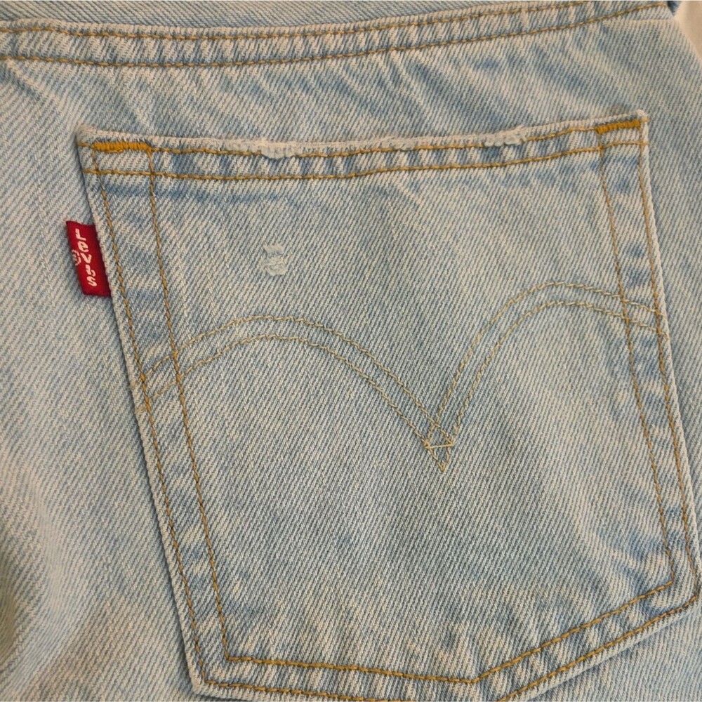 Levi's 501 Women's Jeans 30x30 - Light Wash Blue Denim Distressed Straight - Picture 8 of 10
